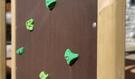 BM.060.1-Detail-classic-Kletterwand-O8203.jpg