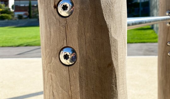 BA.010.2.r Stufenreck 2-teilig Holz-Metall nature Detail 2_1.JPG